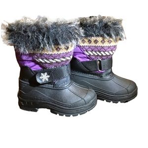 Waterproof Snow-boots Black with Decorative Purple Trim Little Kids Size 7